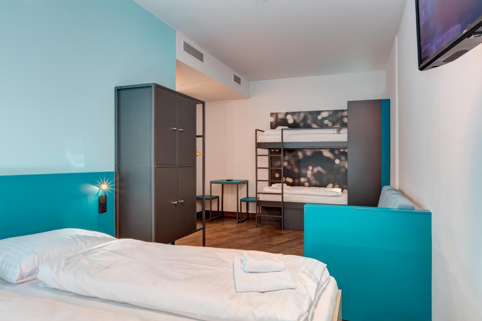 Meininger Hotel Muenchen Olympiapark — Photos 1